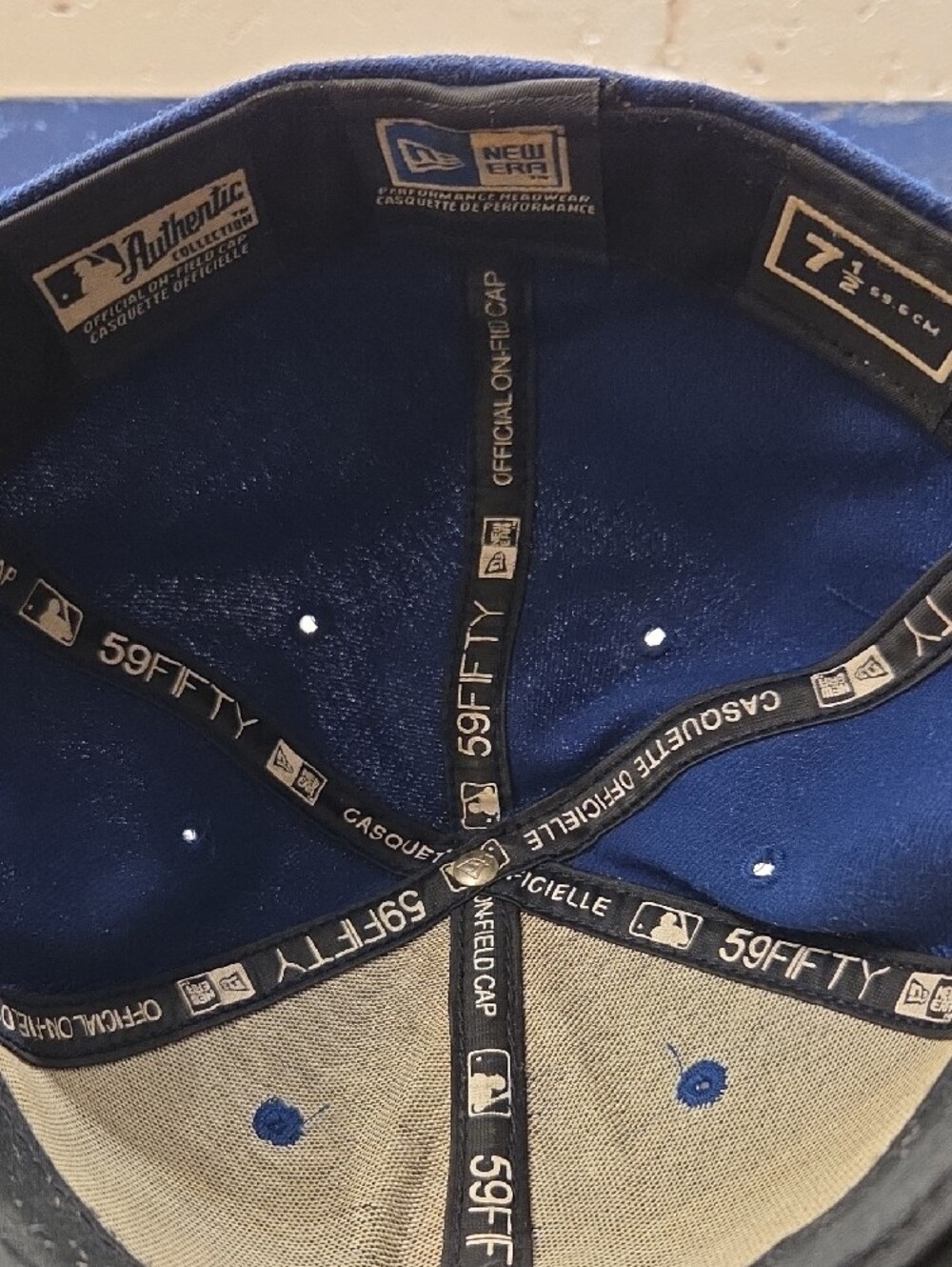 New Era Los Angeles Dodgers Blue Fitted Baseball Hat (7 1/2) - Picture 6 of 6